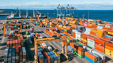 HHLA TK Estonia terminal first in Europe with battery-powered RTG cranes