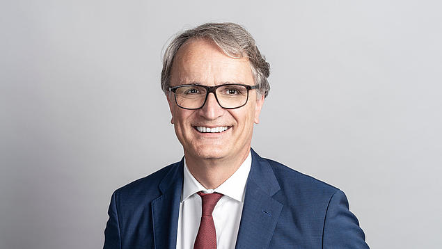Portraitfoto des Aufsichtsratmitglieds Herrn Andreas Rieckhof.