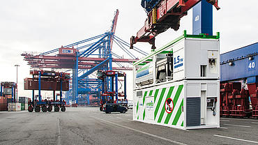Umweltfreundlicher Strom für Containerschiffe