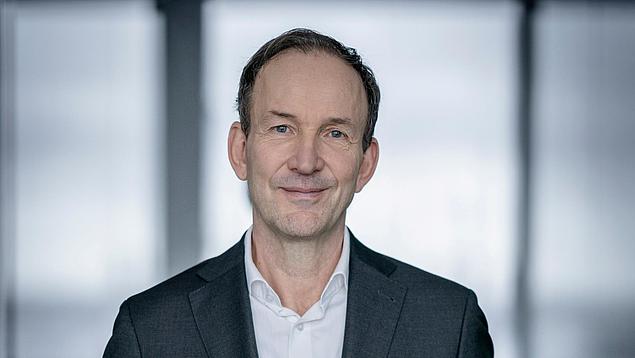Portraitfoto des Vorstandsmitglieds Jens Hansen.