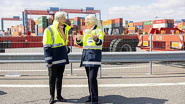 ECB President Christine Lagarde visits HHLA Container Terminal Altenwerder