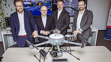 Innovationspartnerschaft zwischen HHLA Sky und LSBG